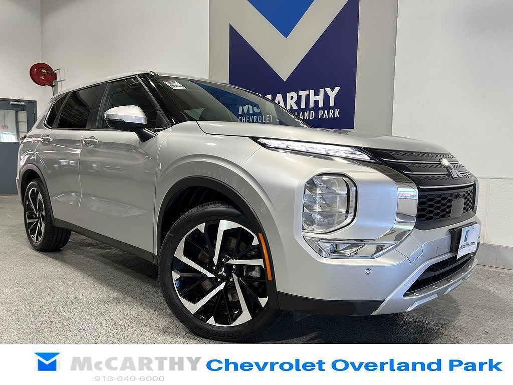 2023 MITSUBISHI Outlander