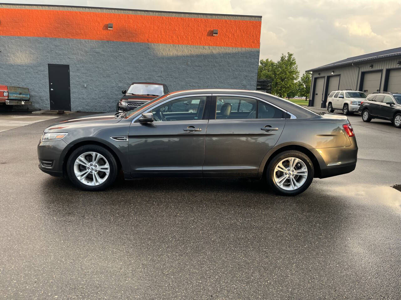 2016 FORD Taurus
