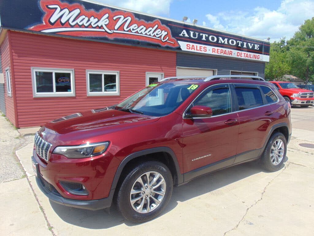 2019 JEEP Cherokee