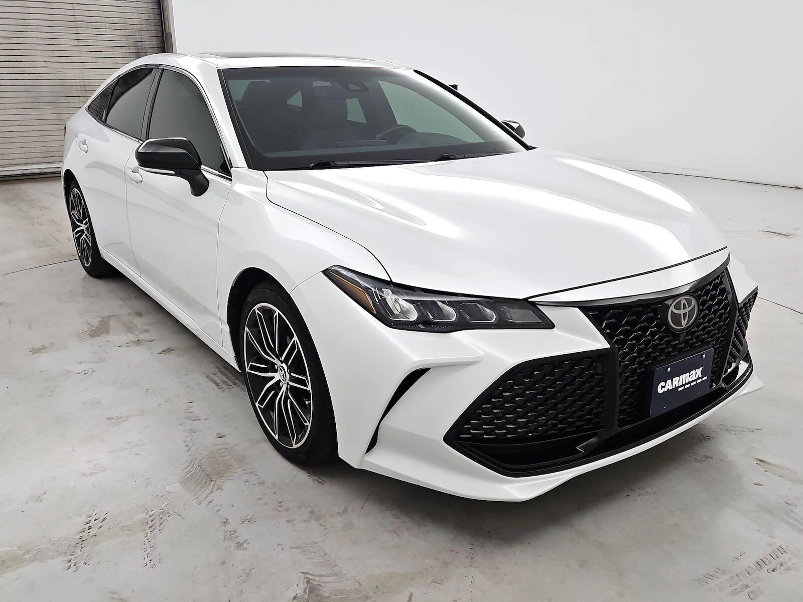 2019 TOYOTA Avalon