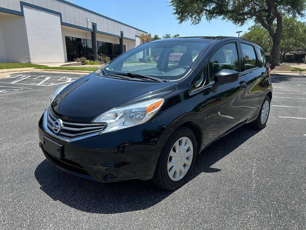 2016 NISSAN Versa