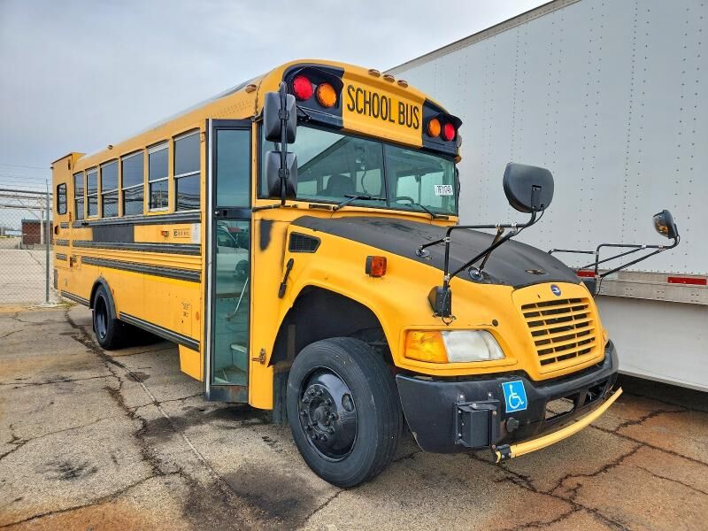 2013 BLUE BIRD BB Conventional