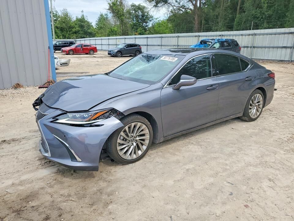 2020 LEXUS ES