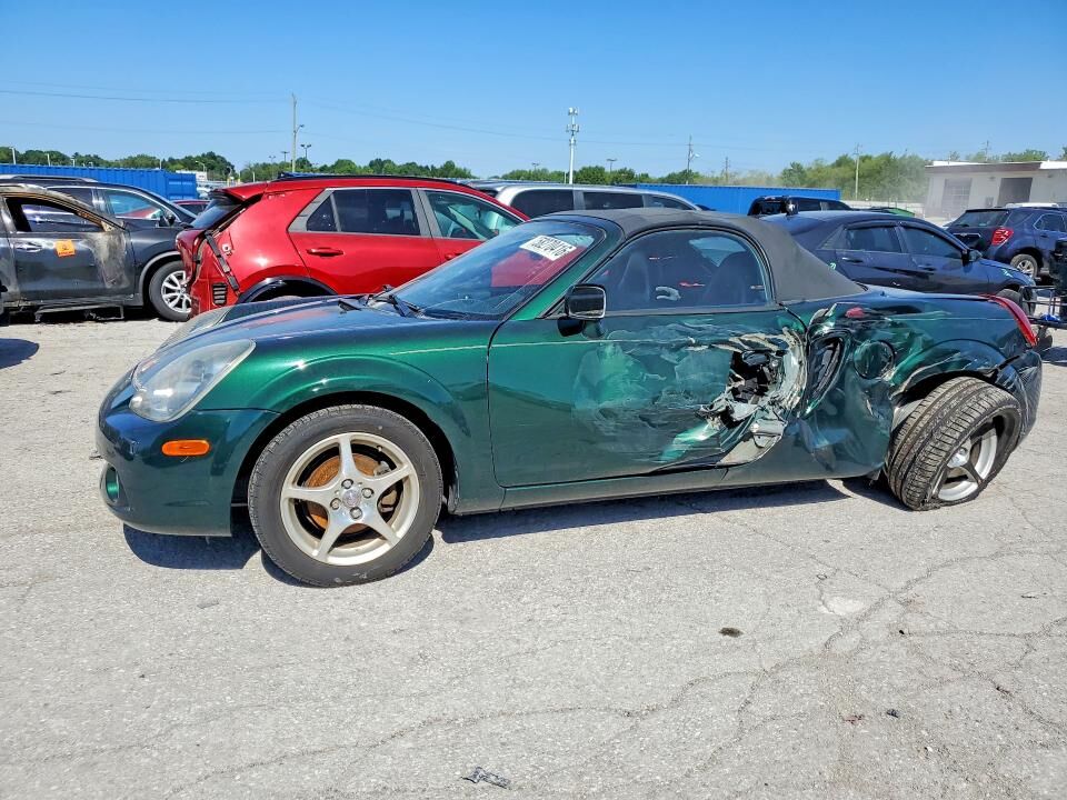 2004 TOYOTA MR2
