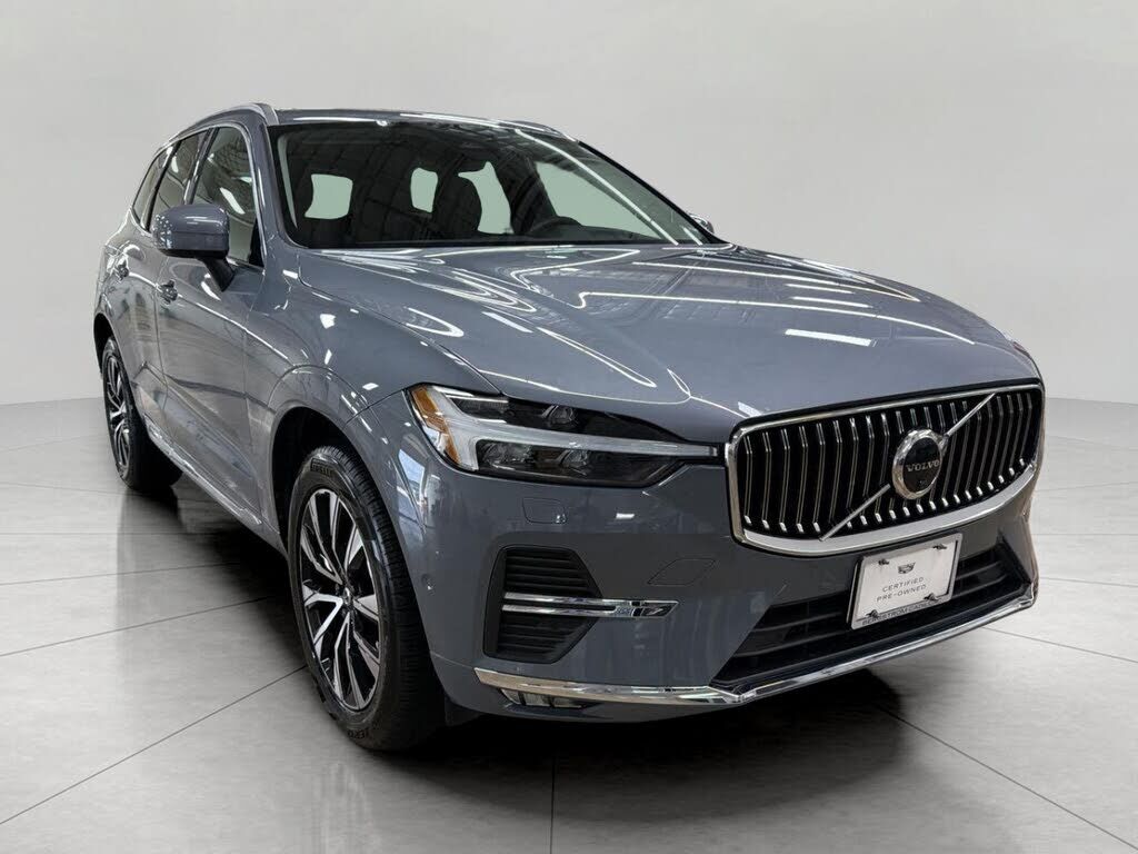 2023 VOLVO XC60