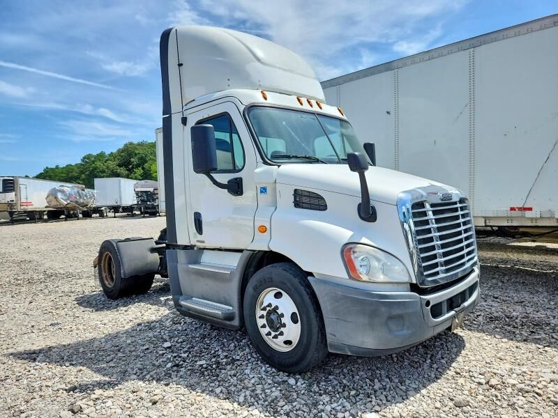 2018 FREIGHTLINER Cascadia