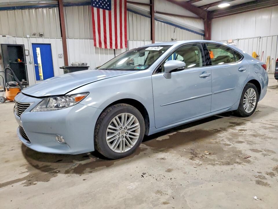 2013 LEXUS ES