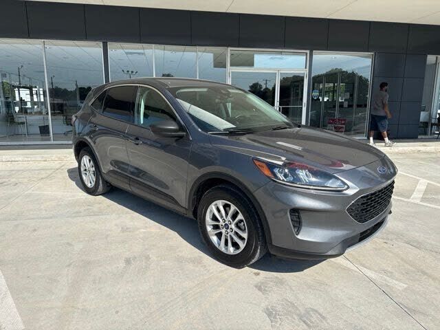 2022 FORD Escape