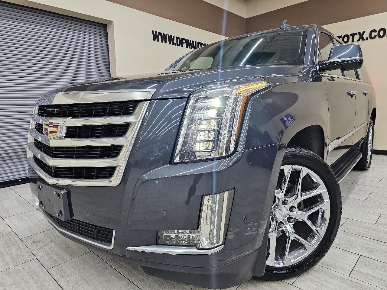 2020 CADILLAC Escalade ESV