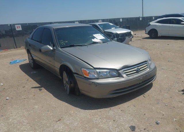 2000 TOYOTA Camry