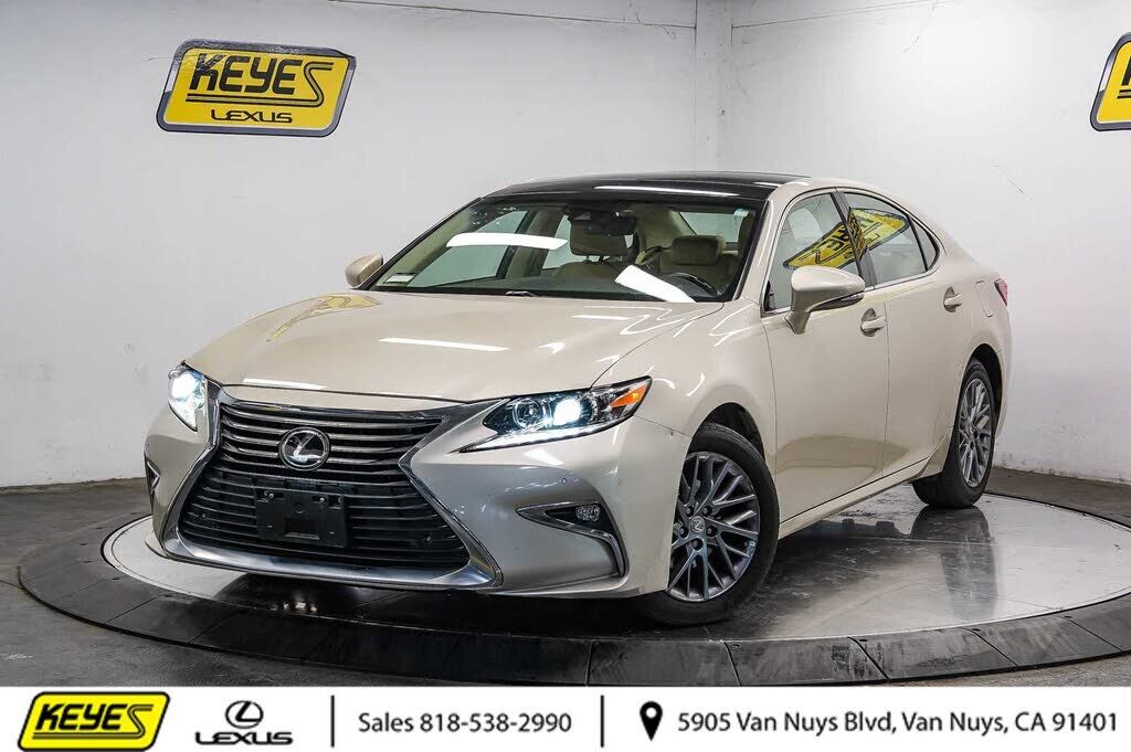2018 LEXUS ES