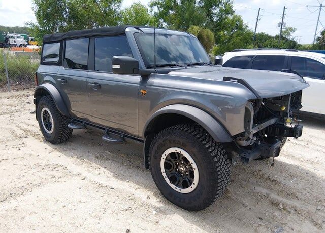 2022 FORD Bronco