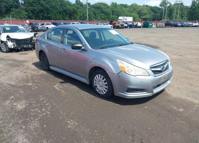 2011 SUBARU Legacy