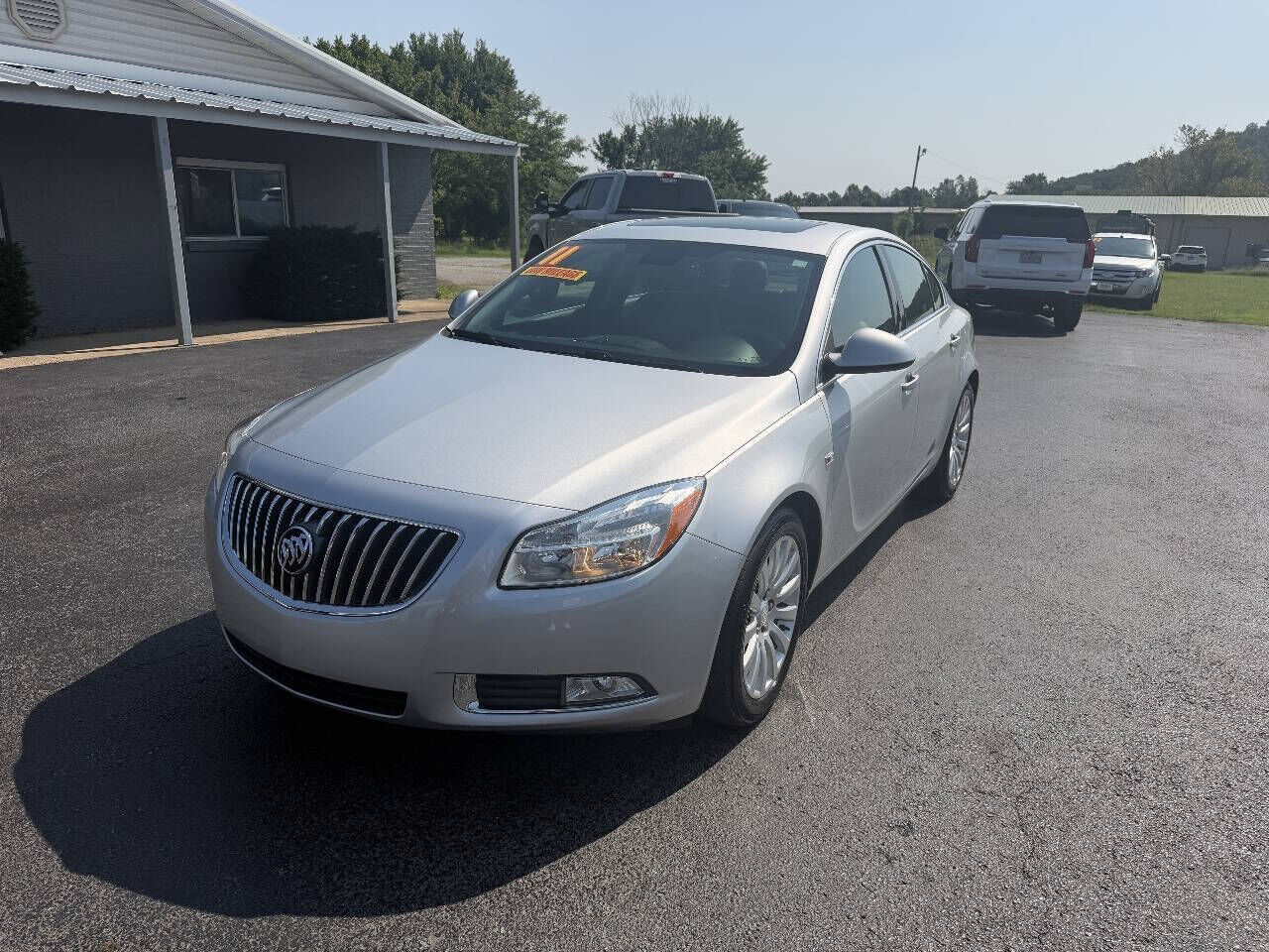 2011 BUICK Regal