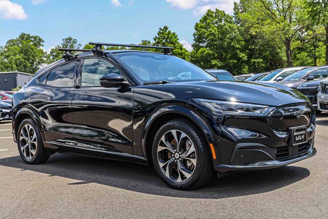 2021 FORD Mach-E