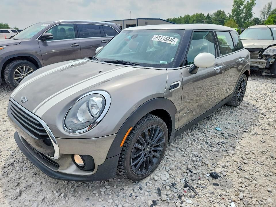 2017 MINI Clubman