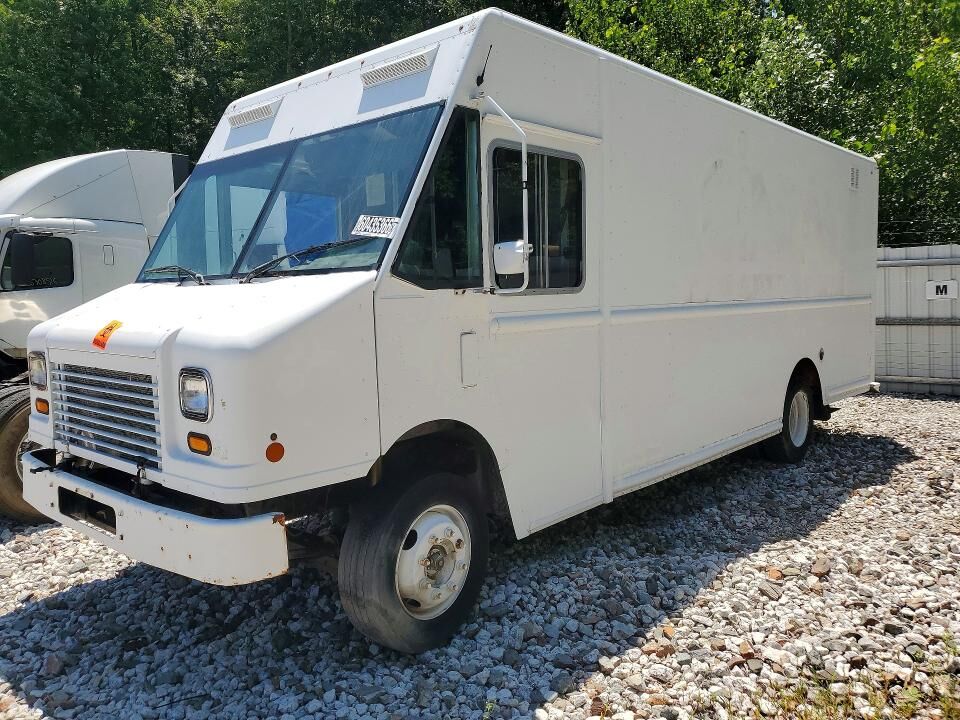 2012 WORKHORSE W62