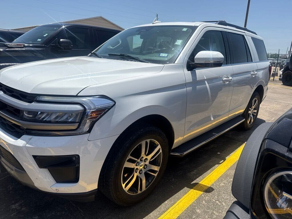 2023 FORD Expedition