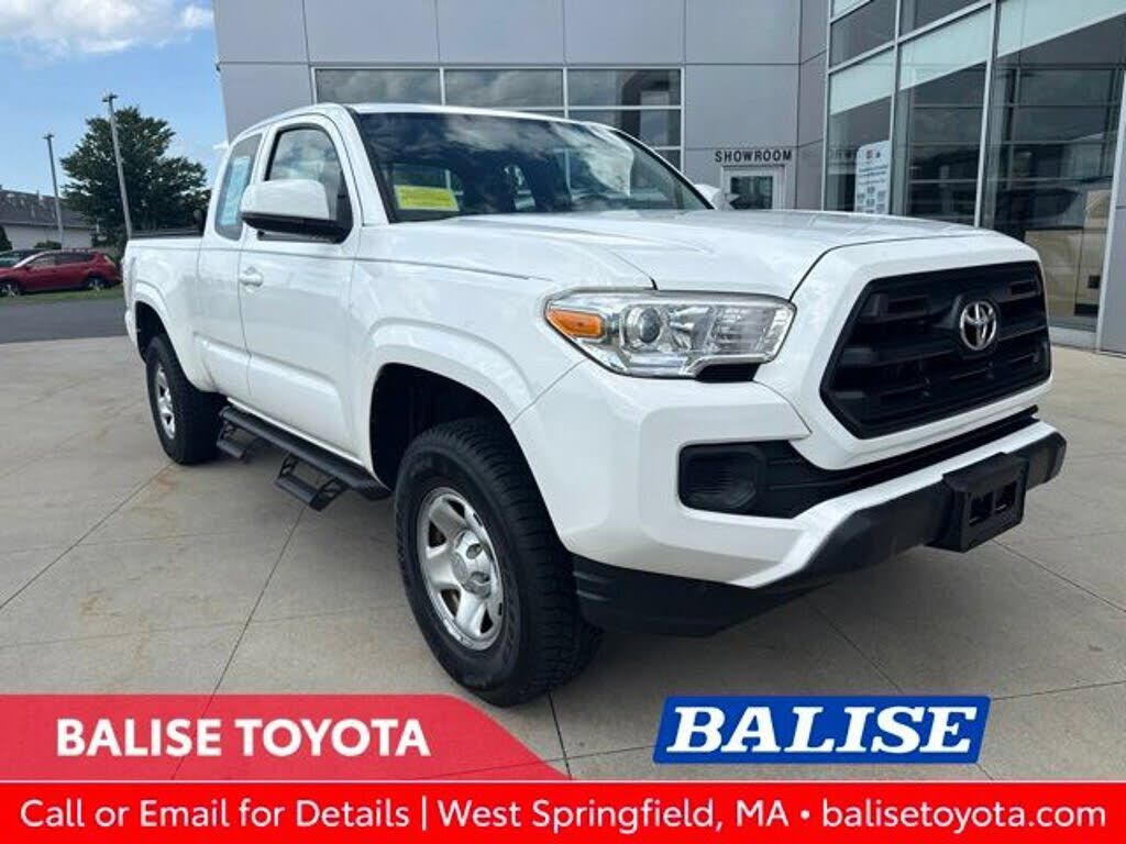 2017 TOYOTA Tacoma
