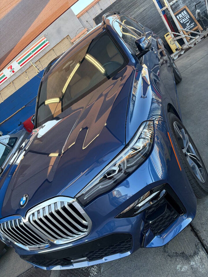 2022 BMW X7