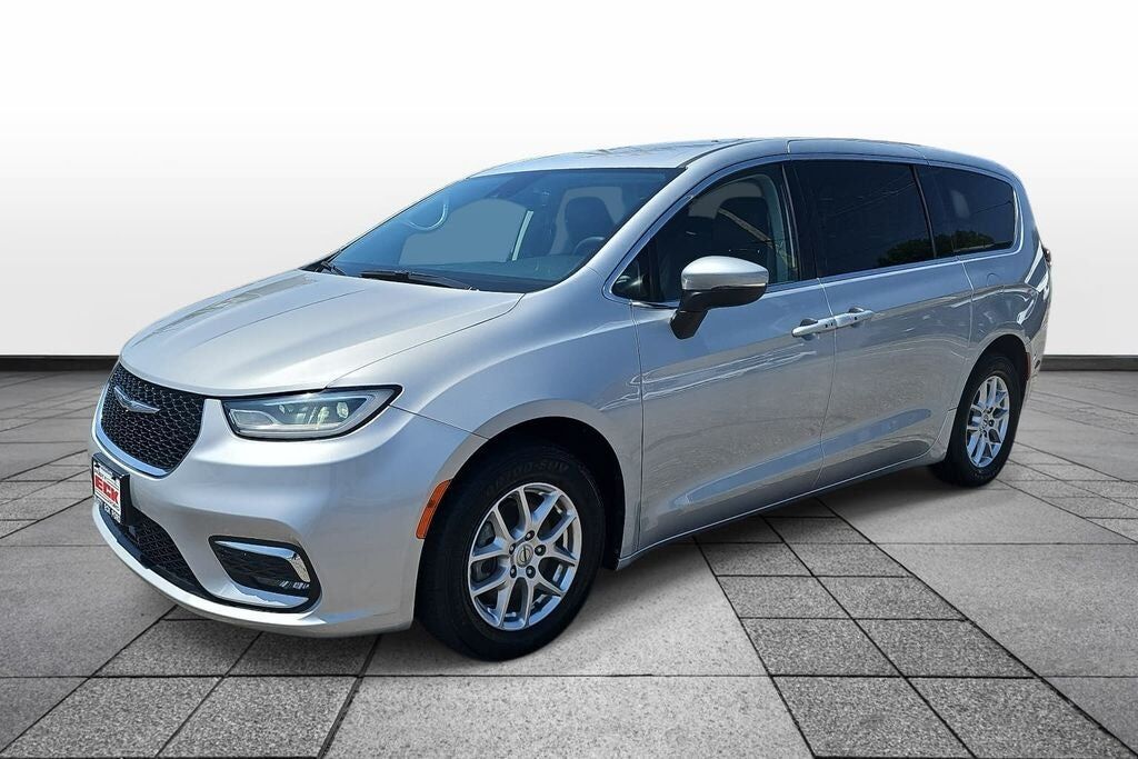 2023 CHRYSLER Pacifica