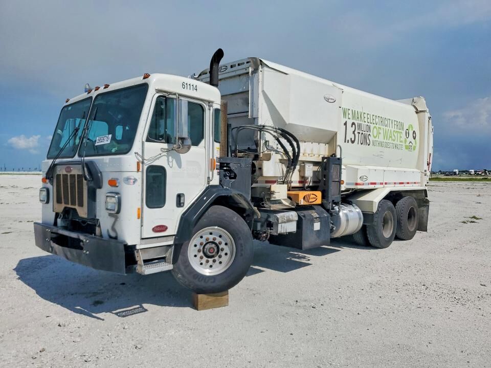 2019 PETERBILT 520