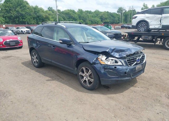 2012 VOLVO XC60