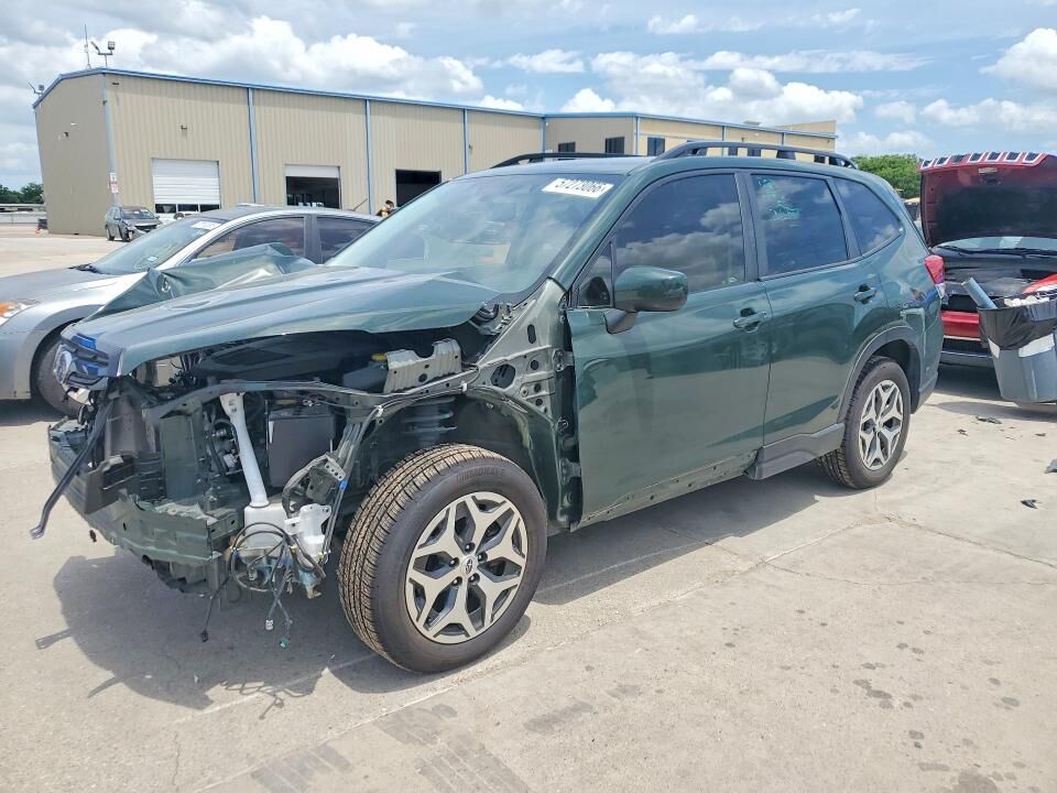 2024 SUBARU Forester