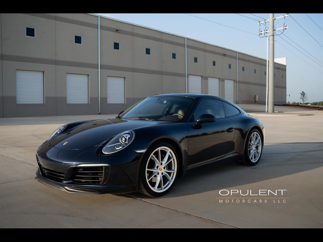 2017 PORSCHE 911