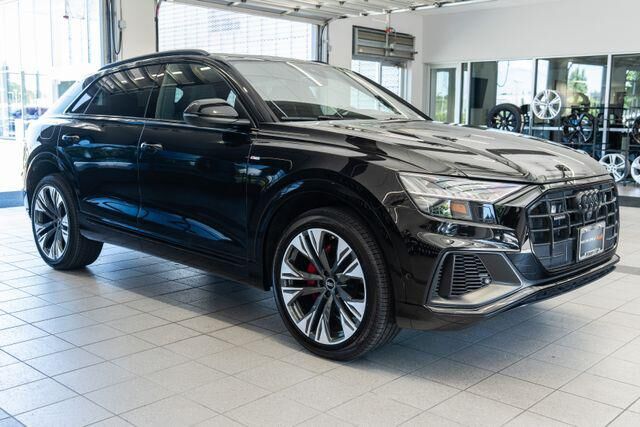 2023 AUDI Q8