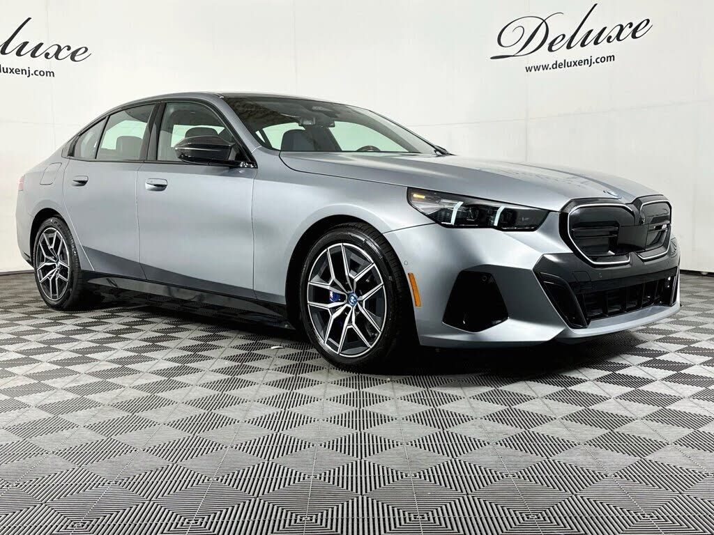2024 BMW i5