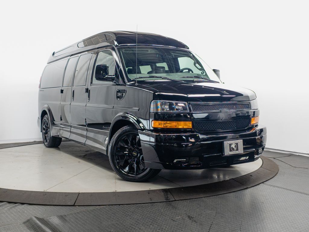 2026 CHEVROLET Express