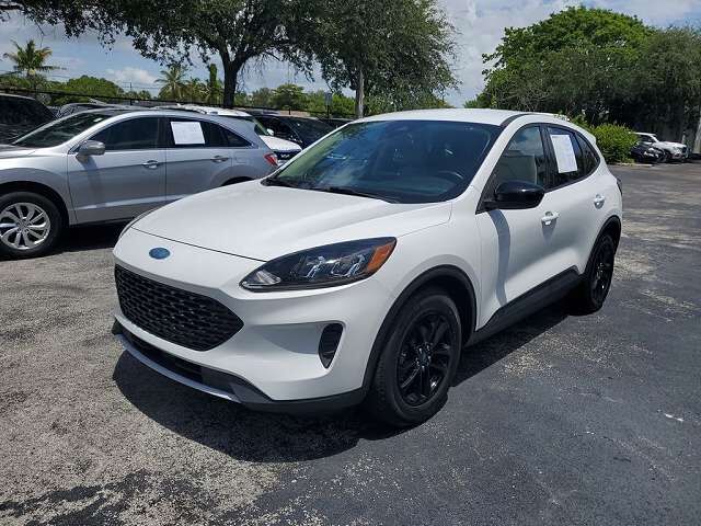 2020 FORD Escape
