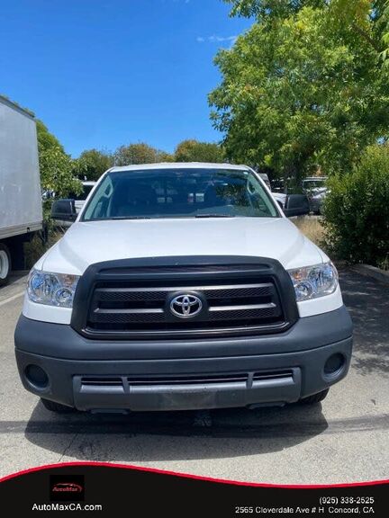 2010 TOYOTA Tundra