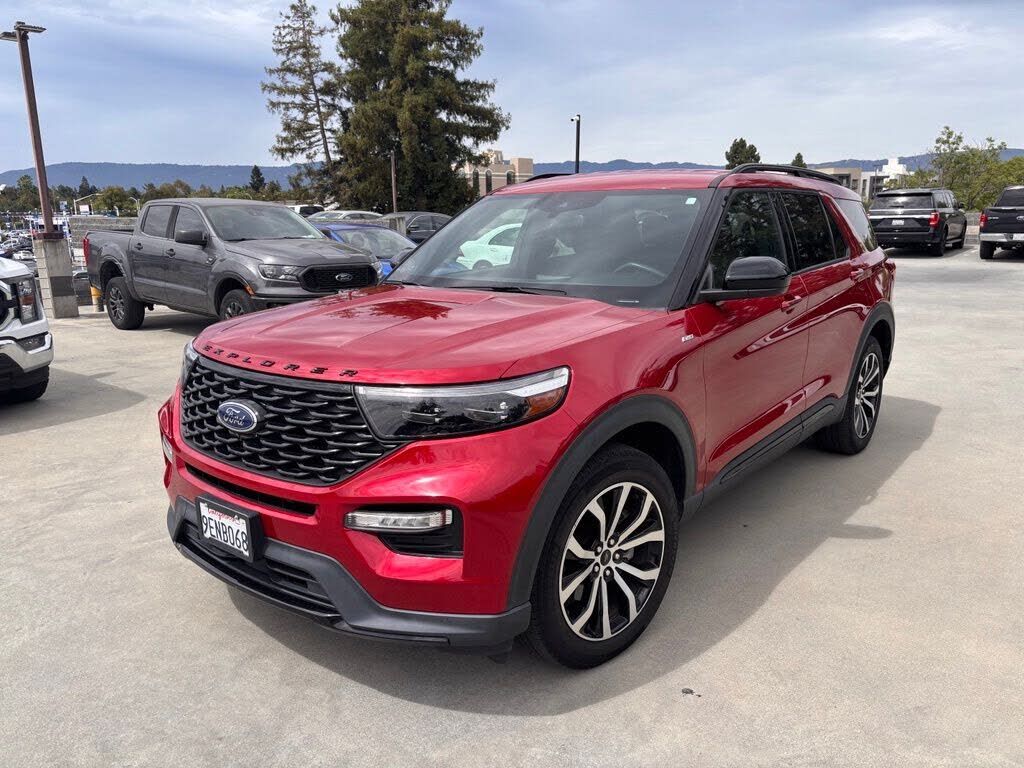 2022 FORD Explorer