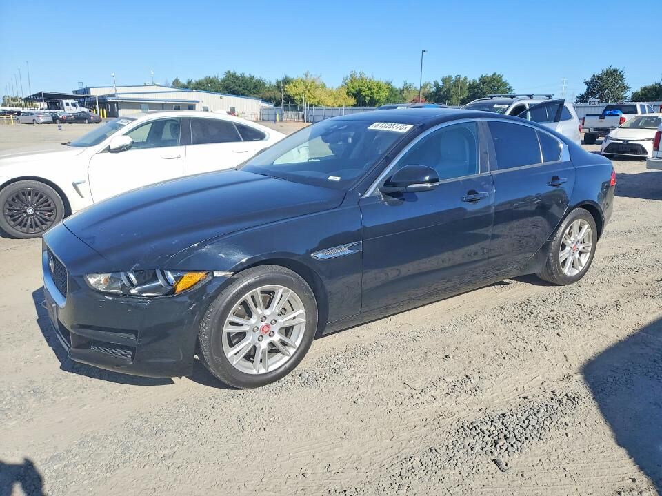 2017 JAGUAR XE