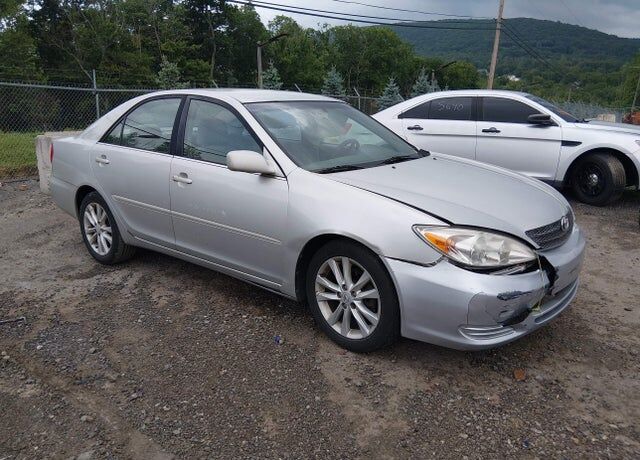 2002 TOYOTA Camry