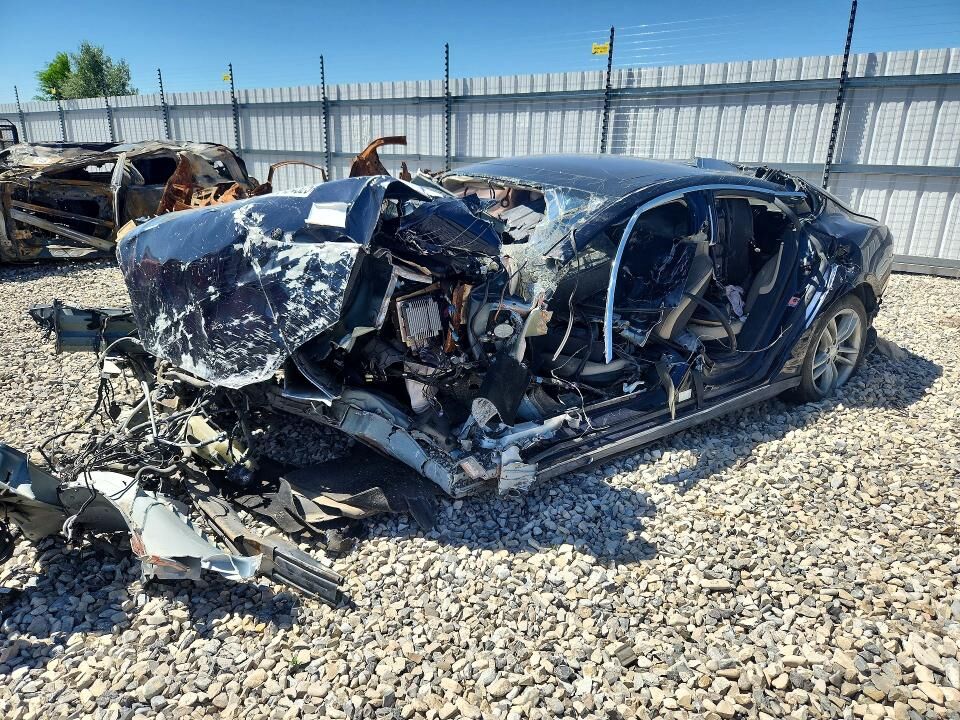 2014 TESLA Model S