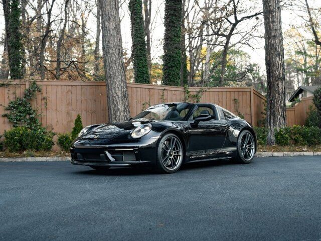 2023 PORSCHE 911