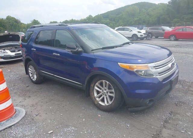 2014 FORD Explorer