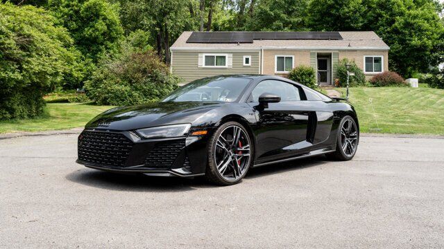 2020 AUDI R8