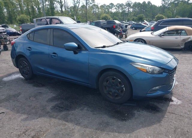 2017 MAZDA Mazda3