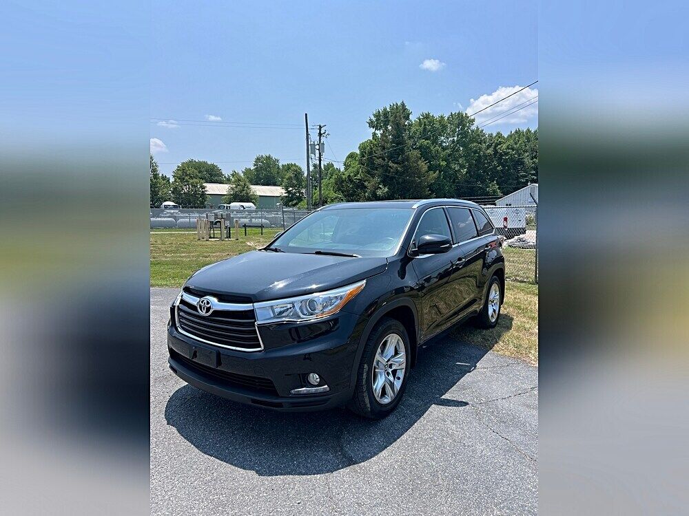 2016 TOYOTA Highlander