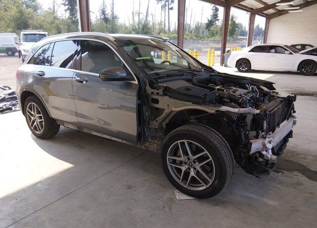 2017 MERCEDES-BENZ GLC-Class