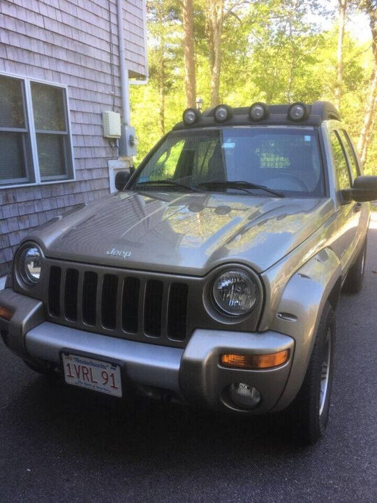2004 JEEP Liberty