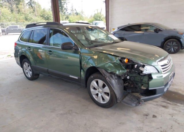 2012 SUBARU Outback