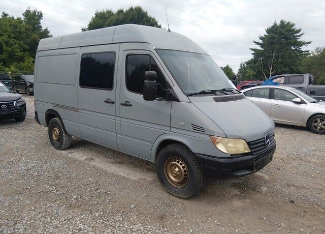 2004 SPRINTER (DODGE OR FREIGHTLINER) Sprinter