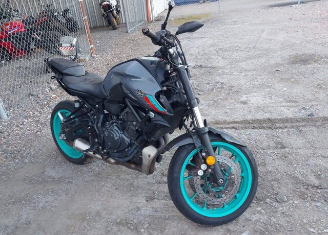 2022 YAMAHA MTN690