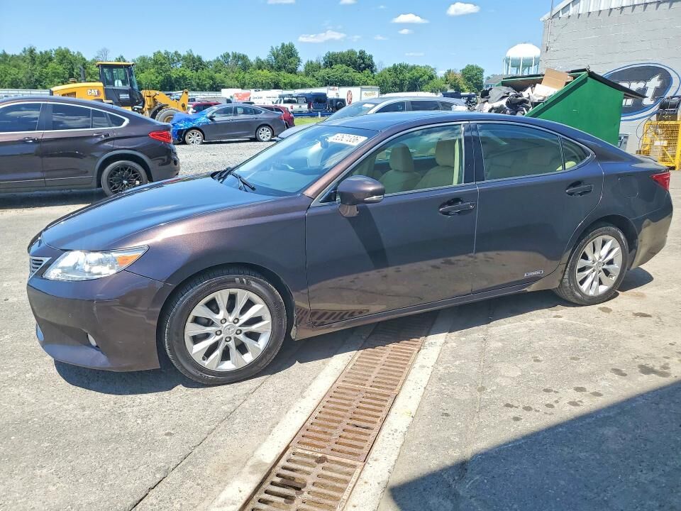 2013 LEXUS ES