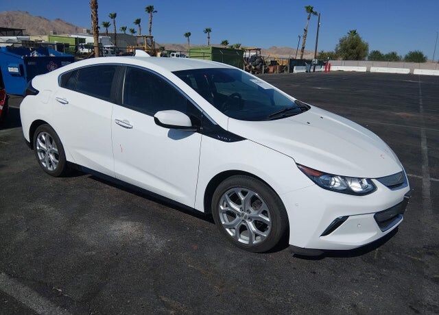 2017 CHEVROLET Volt